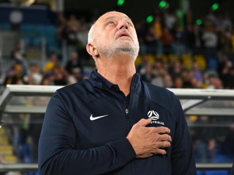 Graham Arnold looked for inspiration to continue coaching the Socceroos but could find none. (Dave Hunt/AAP PHOTOS)