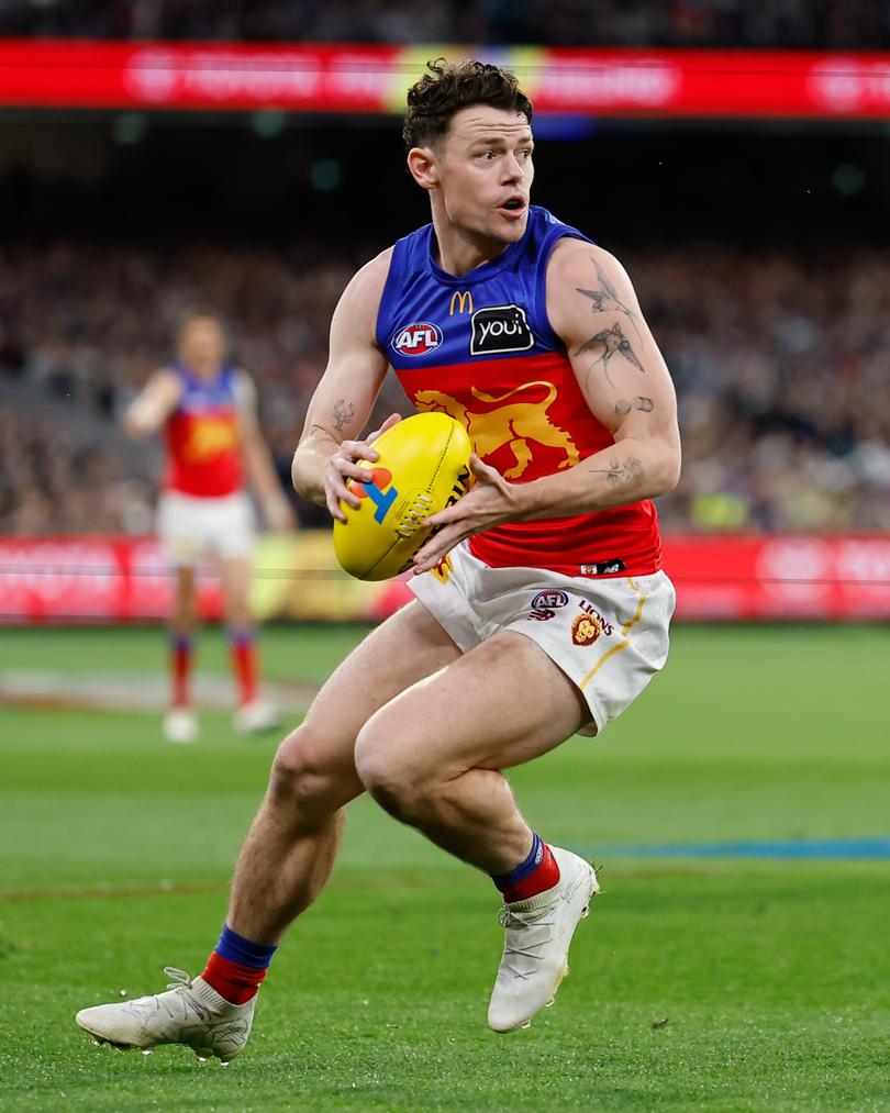 MELBOURNE, AUSTRALIA - SEPTEMBER 21: Lachie Neale of the Lions in action during the 2024 AFL Second Preliminary Final match between the Geelong Cats and the Brisbane Lions at The Melbourne Cricket Ground on September 21, 2024 in Melbourne, Australia. (Photo by Dylan Burns/AFL Photos via Getty Images)