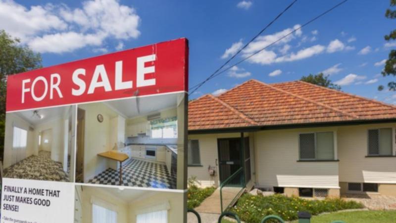 If property prices drop many mortgage holders could fall into negative equity, the RBA warns.