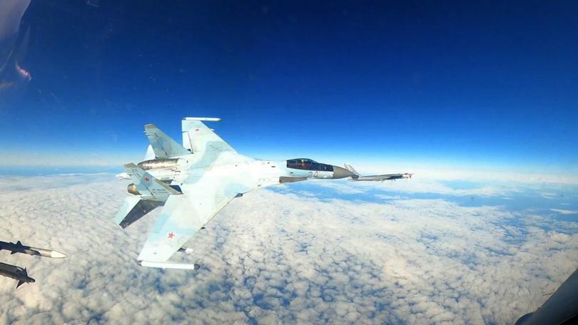 The Russian fighter jet coming within metres of a US F-16.  