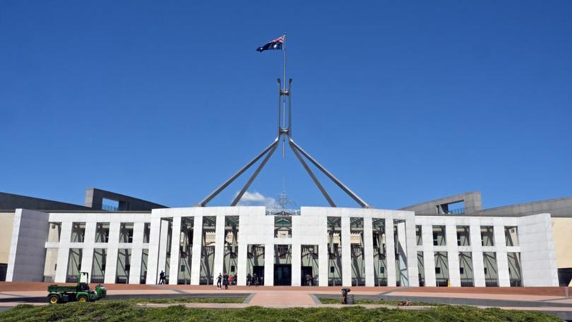 Federal anti-corruption officers have carried out a raid at Parliament House.