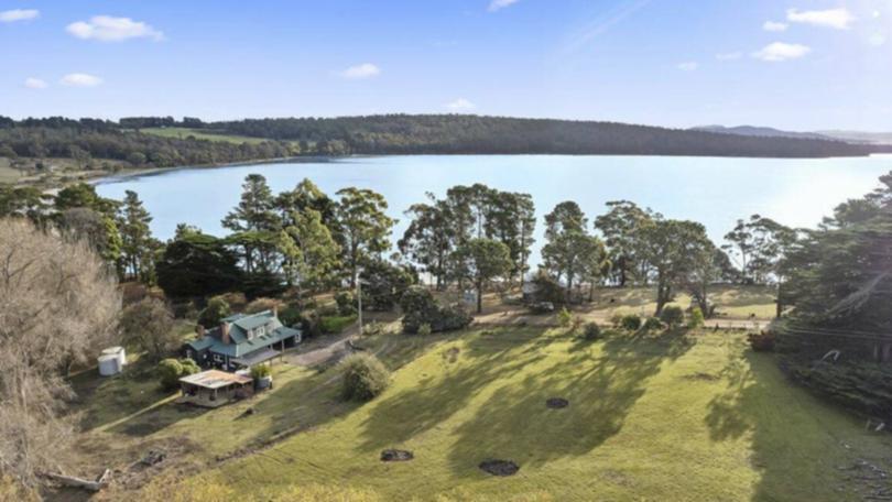 215 Lighthouse Road, South Bruny, Tasmania.