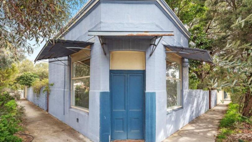 87 Marmion Street, Fremantle was originally built in 1902, served as butcher shop for several decades.