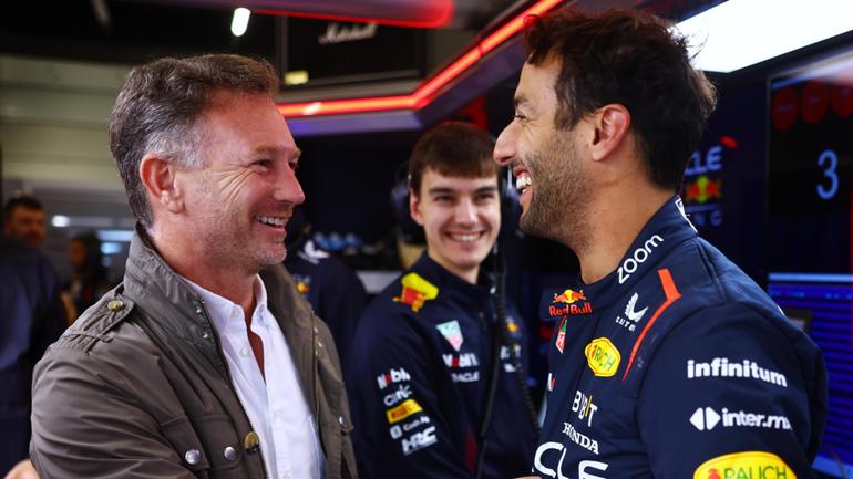 Christian Horner and Daniel Riccardo in the Red Bull pirs. 