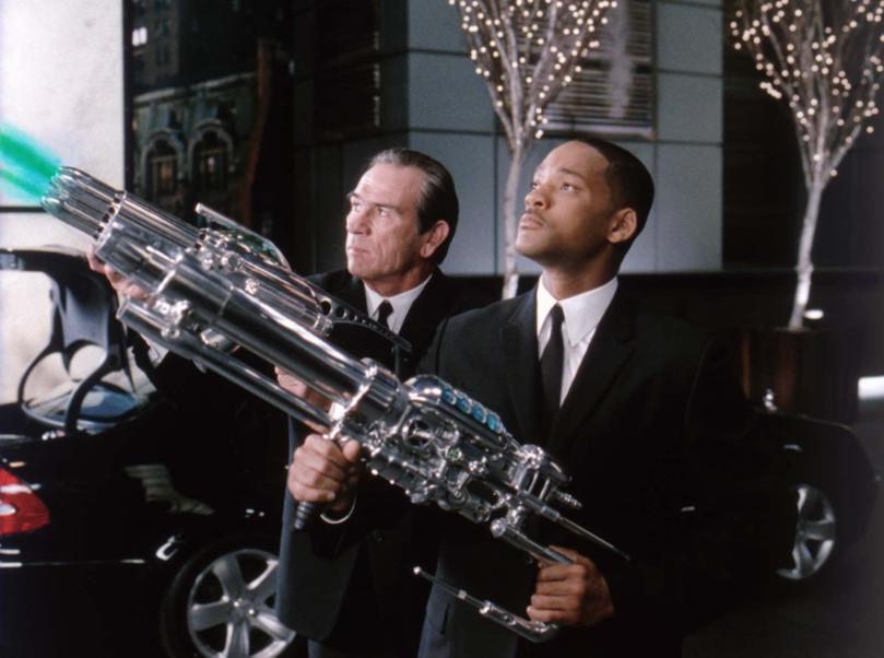 (L. to R.) Agent Kay (Tommy Lee Jones) and his partner Agent Jay (Will Smith) return as members of the highly funded government organization that polices and monitors extra-terrestrial activity on planet Earth, in the Columbia Pictures Sci-Fi Adventure Comedy,  "Men In Black II."  
