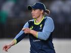 An injured Alyssa Healy is regretting not 'risking' herself for the T20 World Cup semi in the UAE. (Jono Searle/AAP PHOTOS)