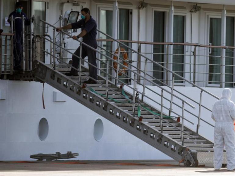 A ferry gangway has collapsed on a US island killing at least seven people.