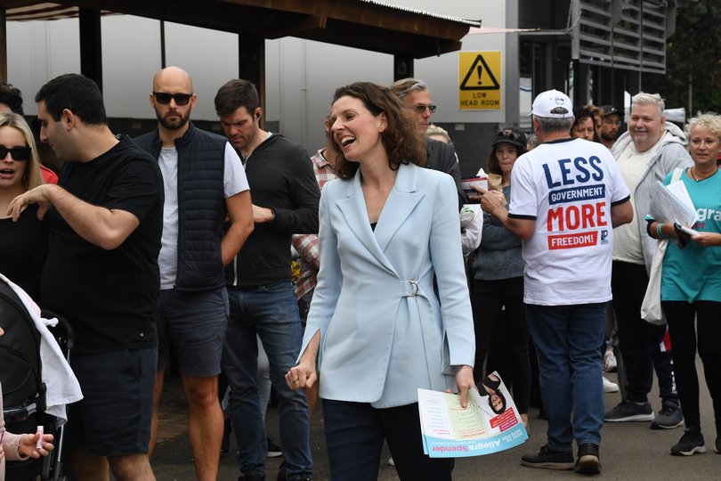 SYDNEY, AUSTRALIA - MAY 21: Allegra Spender, Independent candidate for Wentworth speaks to voters outside Bondi Beach Public School on May 21, 2022 in Sydney, Australia. Australians head to the polls today to elect the 47th Parliament of Australia, with a tight battle between incumbent Prime Minister Scott Morrison of the Coalition party and Labor Leader, Anthony Albanese. The Coalition party has led government since 2013. (Photo by James D. Morgan/Getty Images)