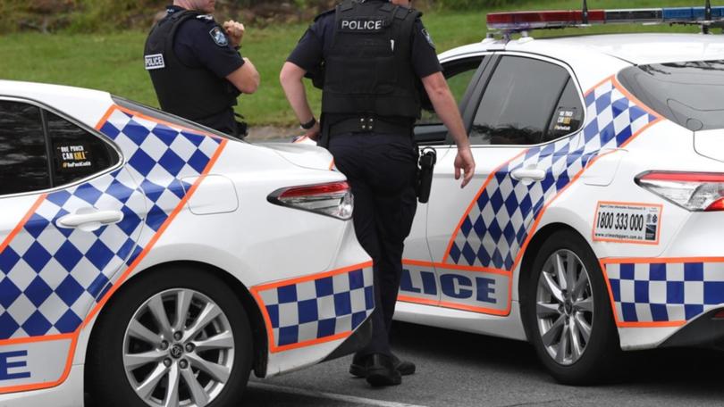 The Logan Motorway is closed after a serious truck crash