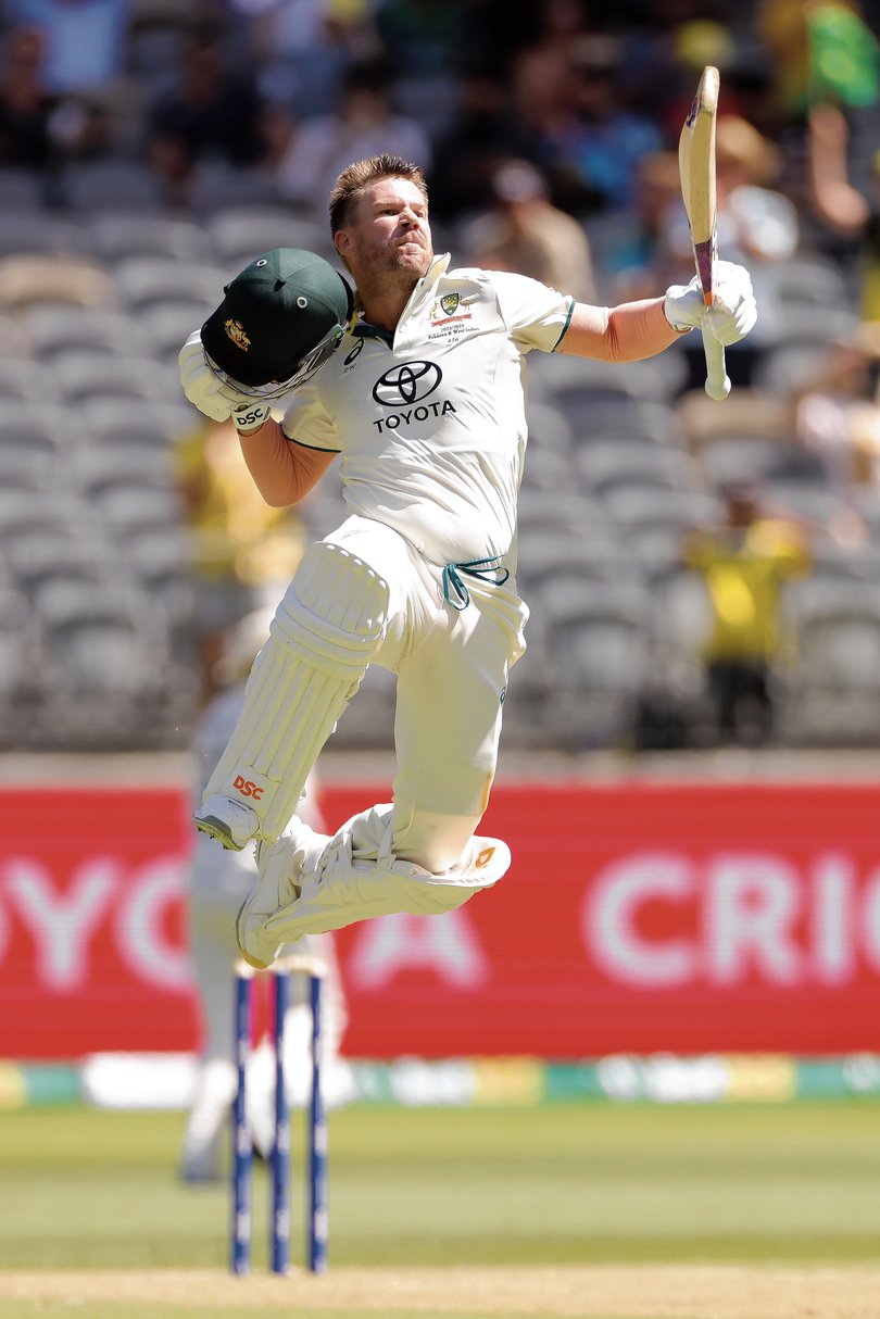 David Warner celebrates his ton in Perth last summer.