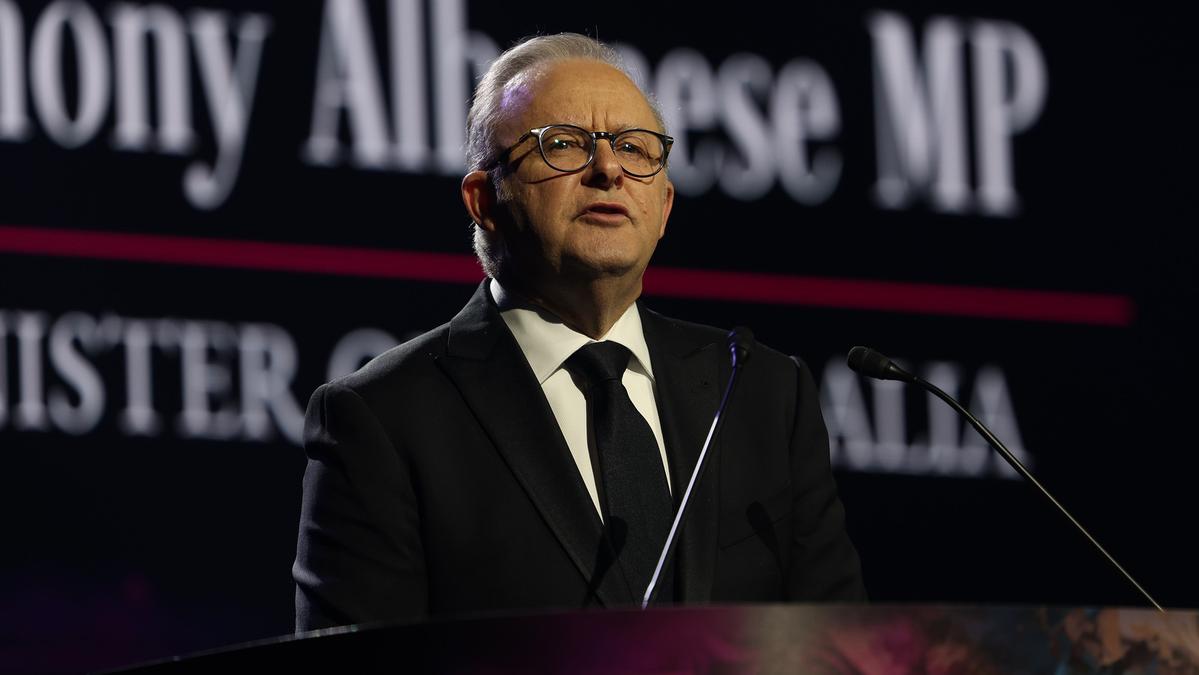 アンソニー・アルバニーズ氏が若手専門家への救済を発表、元学生へのHECS債務が20％削減へ