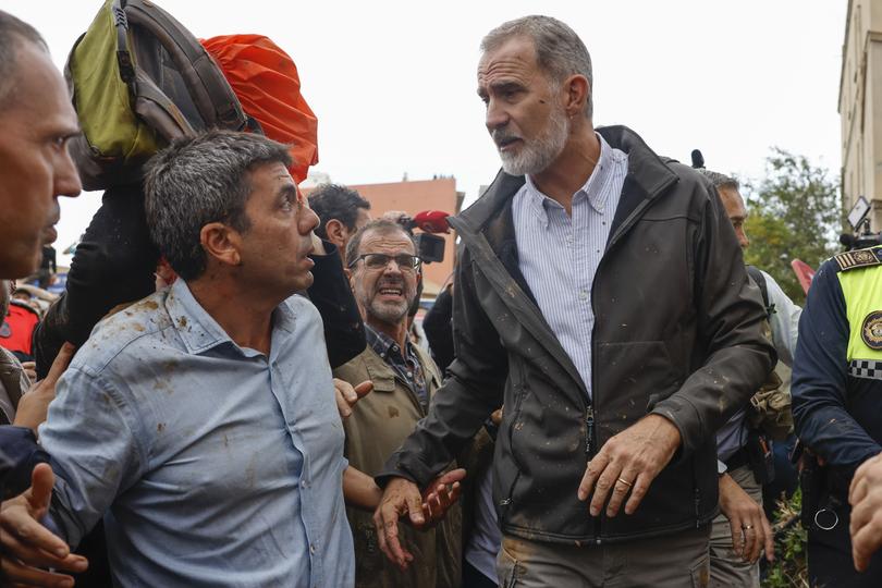 Spain's King Felipe had mud thrown at him in Paiporta, near Valencia, Spain, as outraged locals let out their anger.