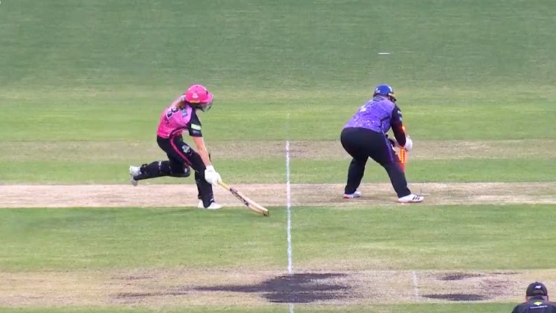 Ellyse Perry was clearly short of her ground.
