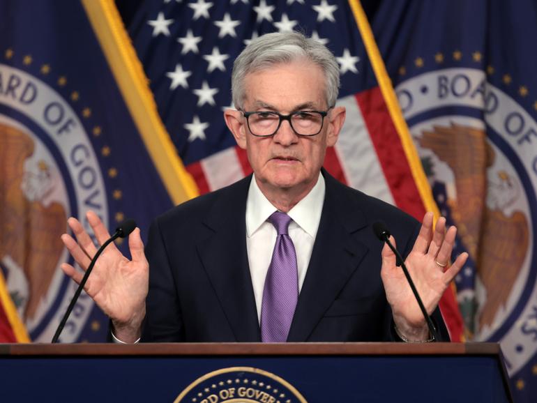 The US Federal Reserve has approved a second consecutive interest rate cut.