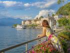 You can now take the sweet aroma of Lake Como home with you.