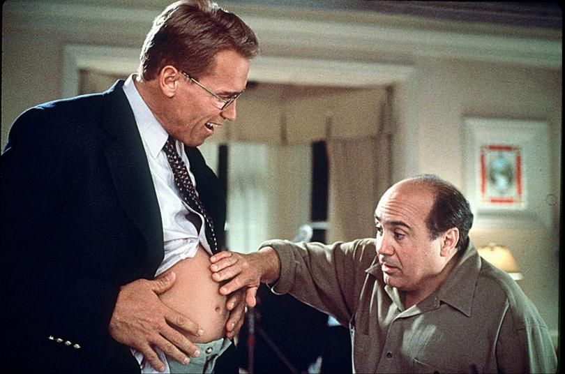 Arnold Schwarzenegger and Danny DeVito in Junior.