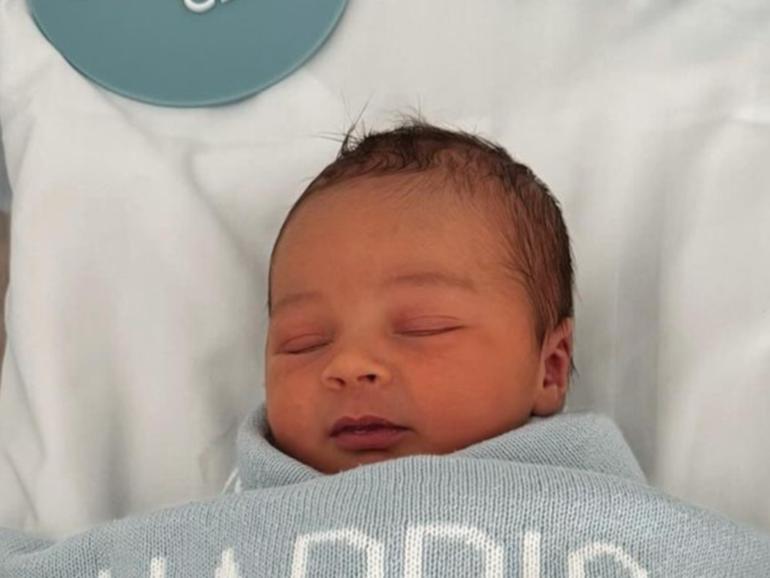 Travis Head has welcomed young son Harrison into the world.