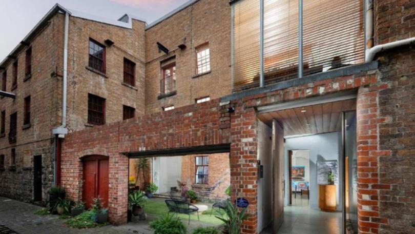 4-6 Phoenix Lane, West Melbourne has a price range of $2.3 million.