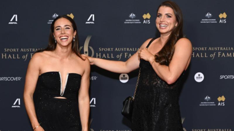 Noemie Fox and Jessica Fox have won The Don Award at the Sport Australia Hall of Fame.