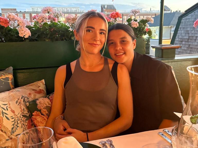 Sam Kerr and her partner Kristie Mewis have announced they are having a baby.