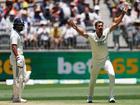 Mitchell Starc appeals for the wicket of KL Rahul, with the batter ultimately given out.