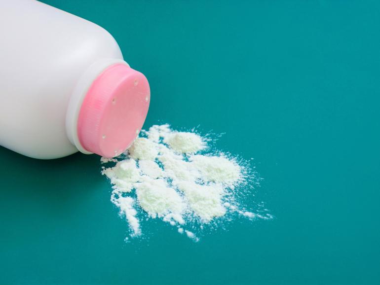 Thousands of UK women are set to sue Johnson & Johnson over claims talcum powder gave them ovarian cancer.