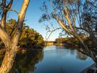 A man has died after being pulled from the Murray River in a boating incident overnight.