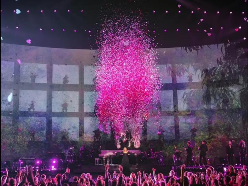 A sea of pink confetti marked the finale of Adele’s show. 