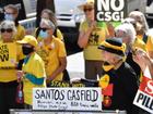 Critics say fossil fuel giants must return capital to shareholders rather than increased production. (Dean Lewins/AAP PHOTOS)