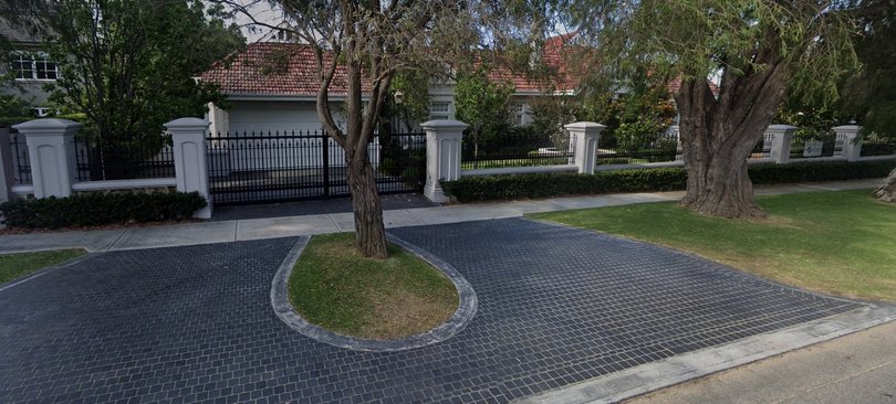 Holmes a Court couple Paul and Zara have been successful in getting the support of council to remove the tree on their Peppermint Grove property.