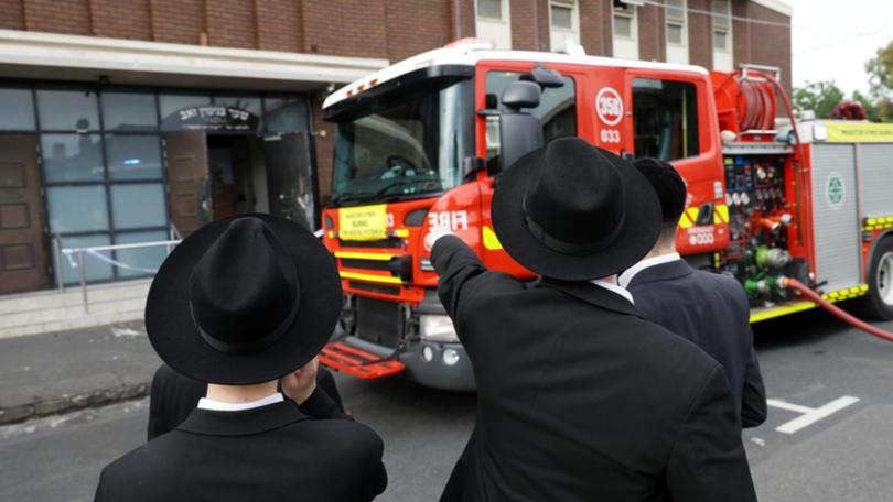 Fire tore through the Adass Israel synagogue at Ripponlea, southeast Melbourne. (Con Chronis/AAP PHOTOS)