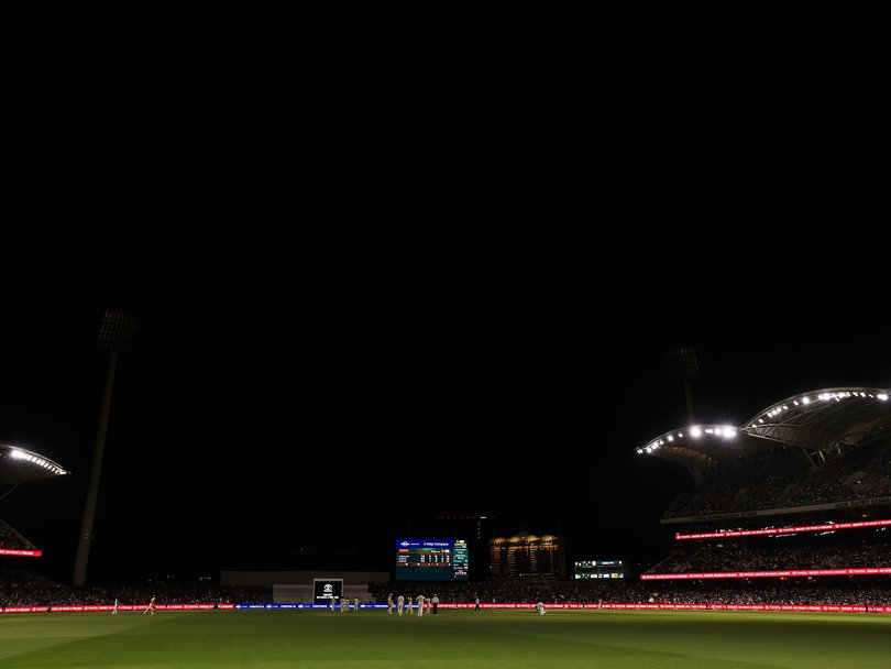 Adelaide Oval was plunged into darkness during the day-night Test between Australia and India on Friday, causing play to be momentarily halted at the iconic venue.