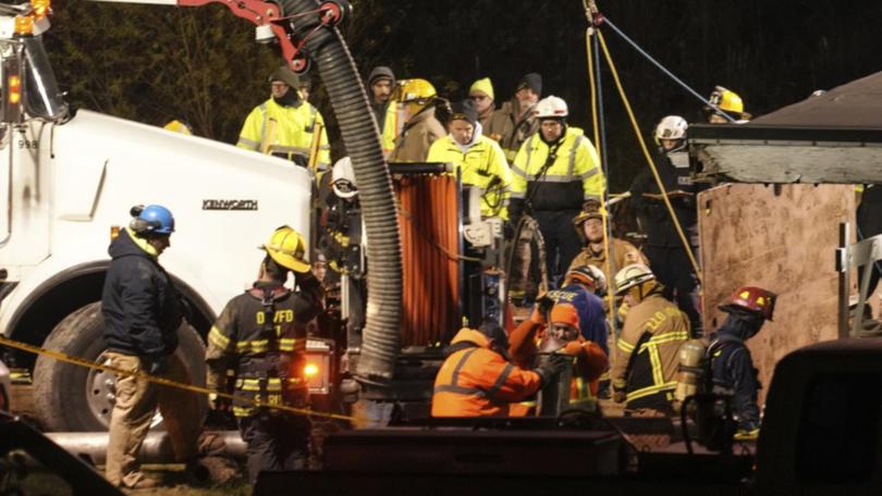 Authorities searched in freezing temperatures for Elizabeth Pollard, 64. (AP PHOTO)