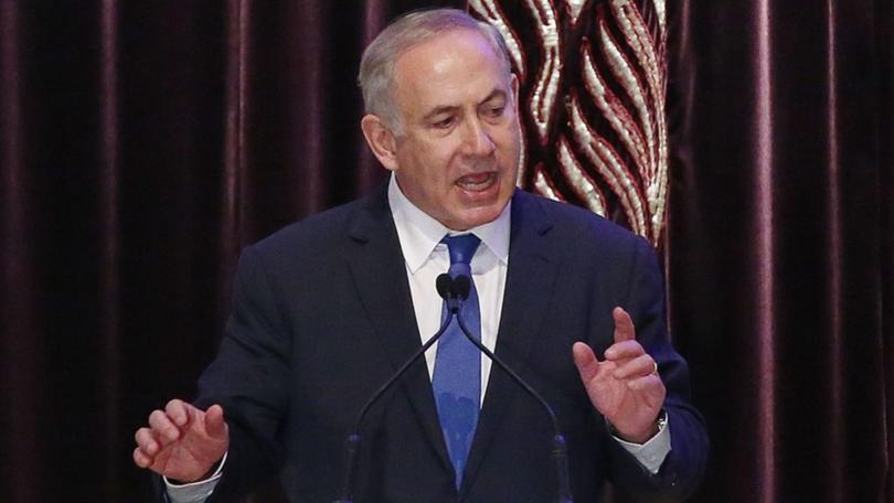 Benjamin Netanyahu blames Labor's "extreme anti-Israeli position" for the Melbourne synagogue fire. (Getty Images/AAP PHOTOS)