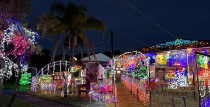 Come see the Le Roux Christmas lights display at 39 Alice Street, Rooty Hill, from 8pm each night.