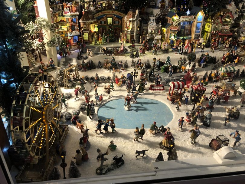 This large display in Melbourne’s northwest is a large display with the lot: music, Christmas statues, a nativity scene, lights and multiple window displays.