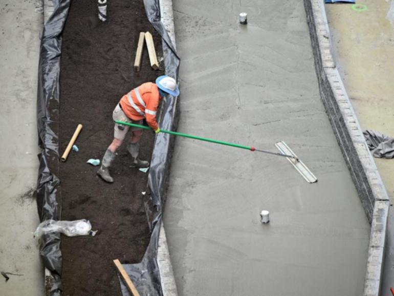 A new federal partnership with the states and territories will help deliver 5000 social homes. (Joel Carrett/AAP PHOTOS)