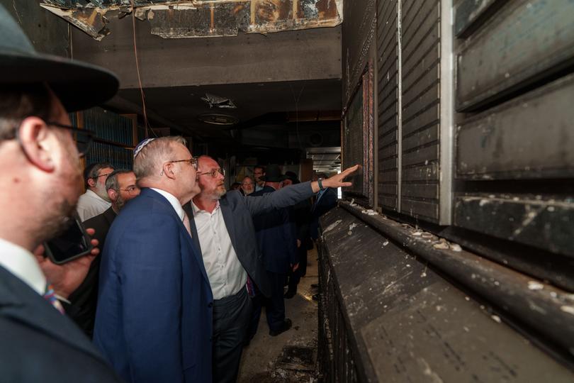 Prime Minister Anthony Albanese visits the Adass Israel Synagogue after a firebombing.