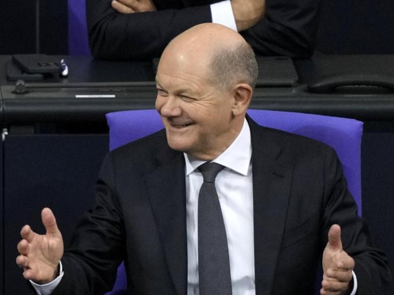 German Chancellor Olaf Scholz has, as expected, lost a vote of confidence in the German parliament.