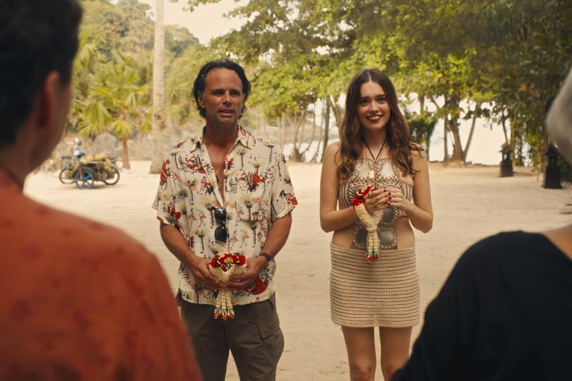 Walton Goggins and Aimee Lou Wood in The White Lotus.