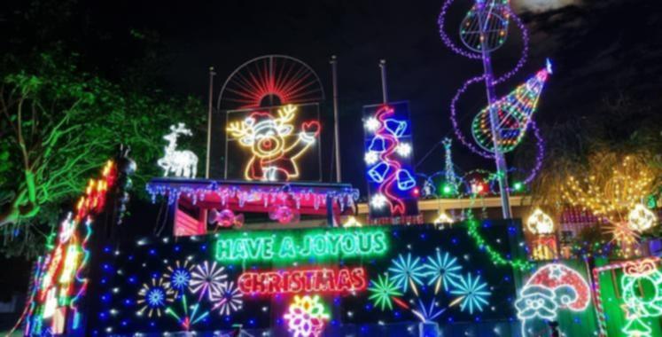 Giant displays take the stage here at 27 Minimine Street, Stafford, whether it is massive inflatables, Christmas Trees or LED projections towering up from the roof.