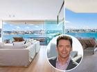 Hugh Jackman is among the Aussie celebrities returning Down Under over Christmas to celebrate the festive season in the sun. Have a squiz inside his beach penthouse.