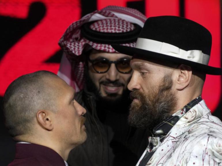 Tyson Fury and Oleksandr Usyk went face-to-face for 12 minutes before their world title fight.