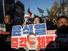 South Korean Union members protest against President Yoon Suk Yeol.