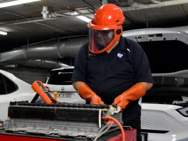 Geothermal heat has been successfully used to produce battery grade lithium for electric vehicles. (Bianca De Marchi/AAP PHOTOS)