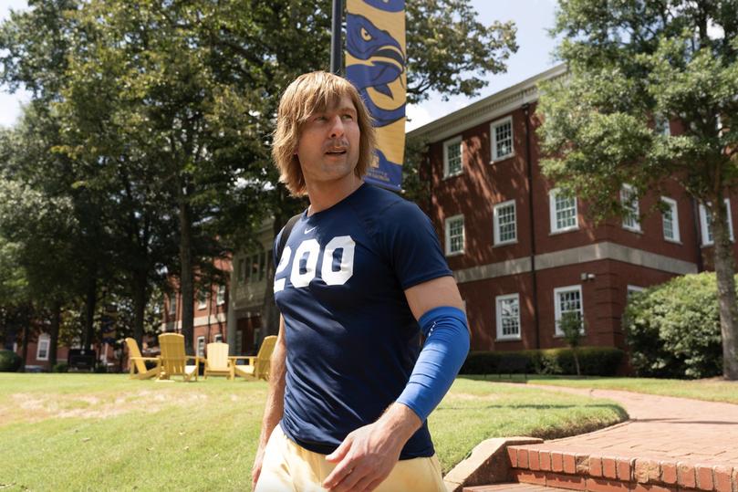 Glen Powell in disguise as Chad Powers.