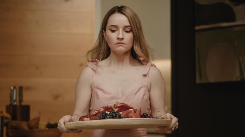 Apple Cider Vinegar. Kaitlyn Dever as Belle in Apple Cider Vinegar. Cr. Courtesy of Netflix © 2024