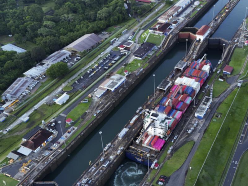 Donald Trump claims the current control of the Panama canal is 'ripping the US off'.