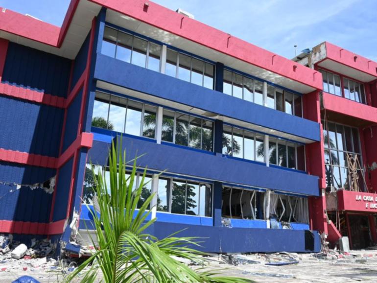 Severely quake-damaged buildings in Port Vila, Vanuatu. 