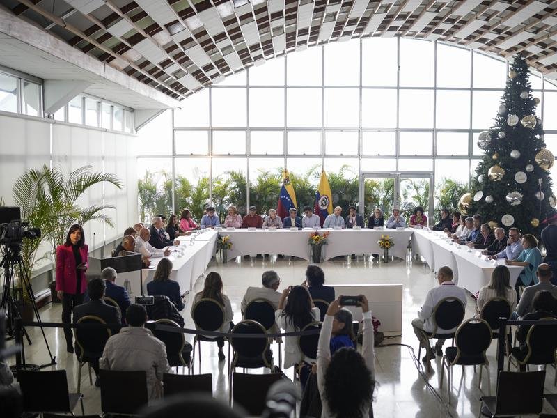 Colombian officials have suspended peace talks with the National Liberation Army rebels.